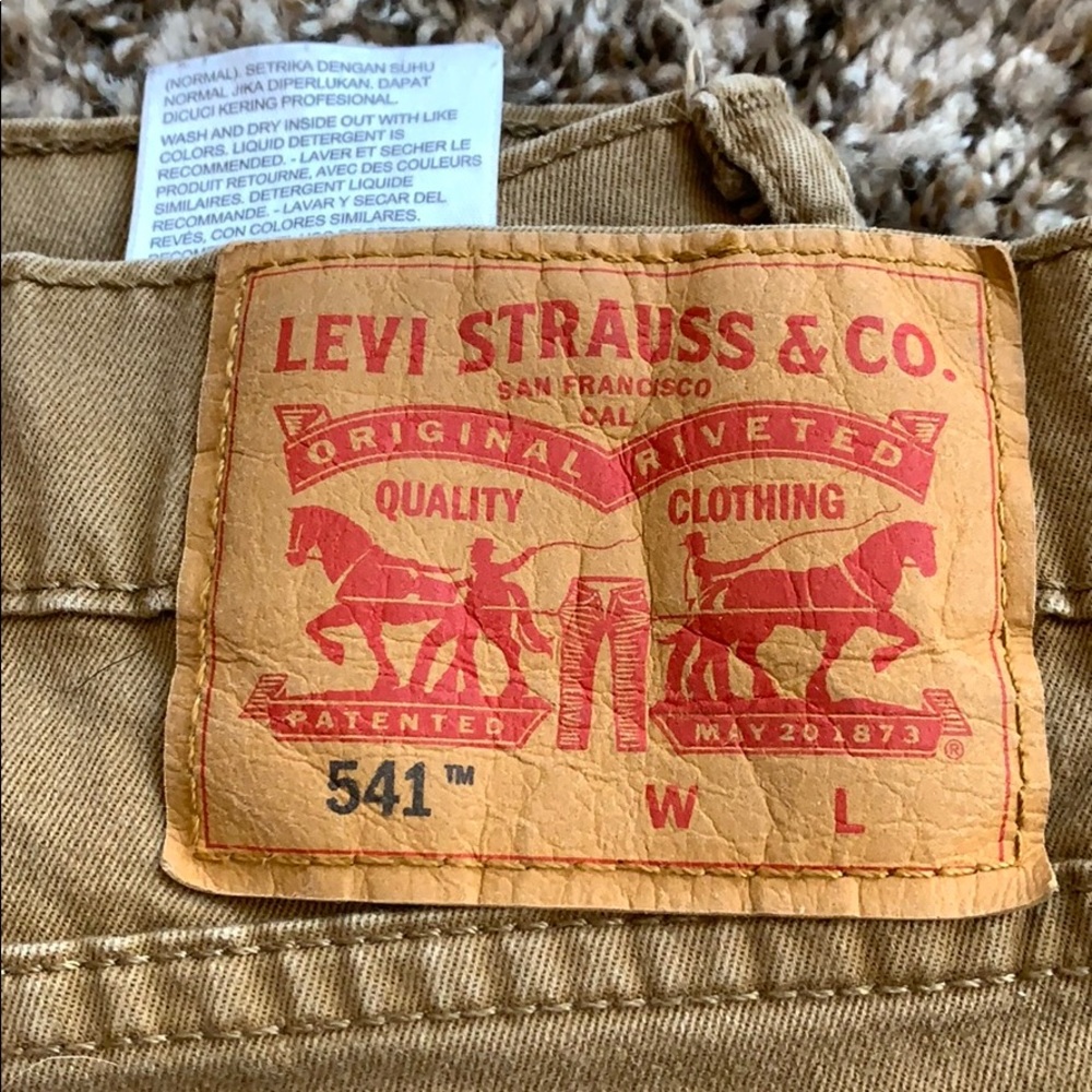 LEVIS - Picture 2 of 2